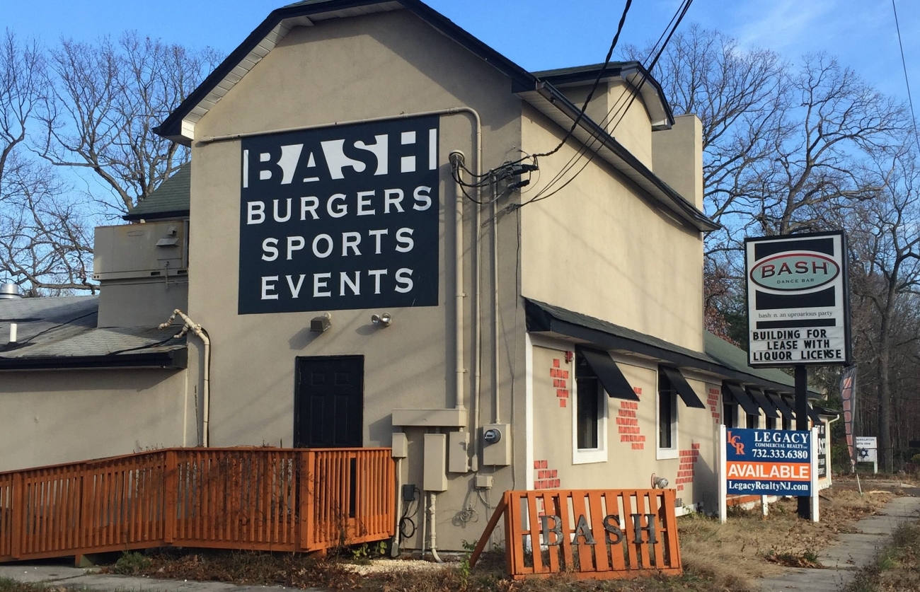 Freestanding Restaurant Building for Sale Old Bridge PRICE REDUCED